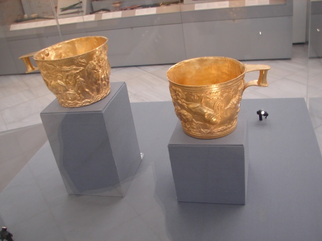 gold cups.jpg